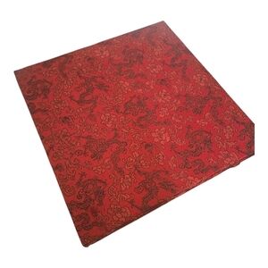 Red Decorative Square Mat